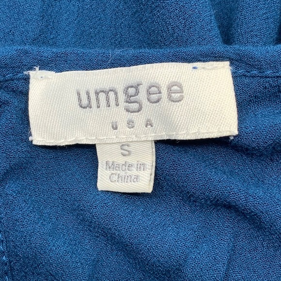 Umgee USA Women's Long Bell Sleeve V-Neck Tunic Top Teal Embroidered Floral Sz S - Picture 6 of 8